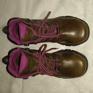 Wolverine women's safety leather boots brown size 6.5 M preowned mint condition.